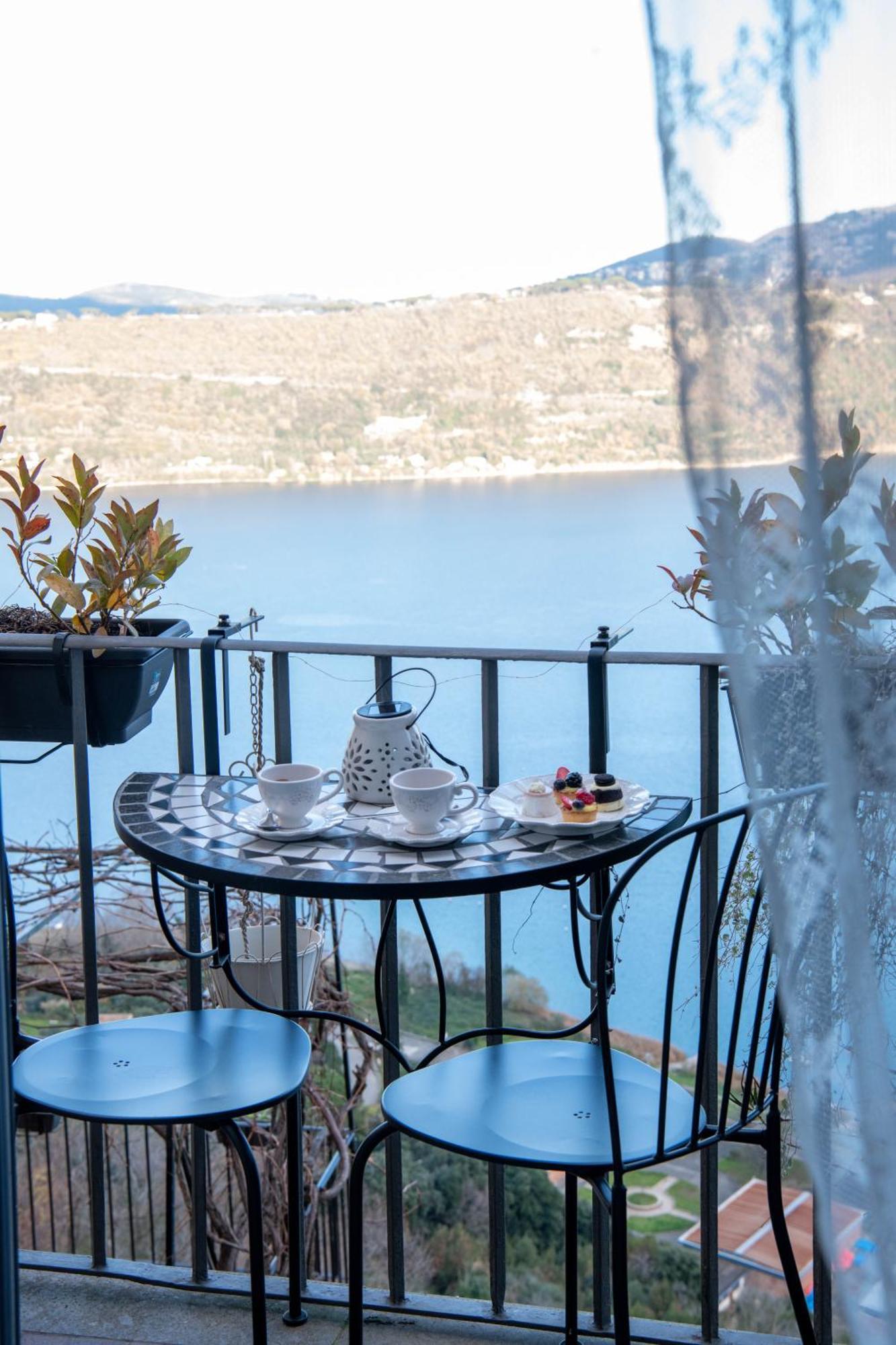 B&B Carpe Diem Vista Lago Castel Gandolfo Ngoại thất bức ảnh